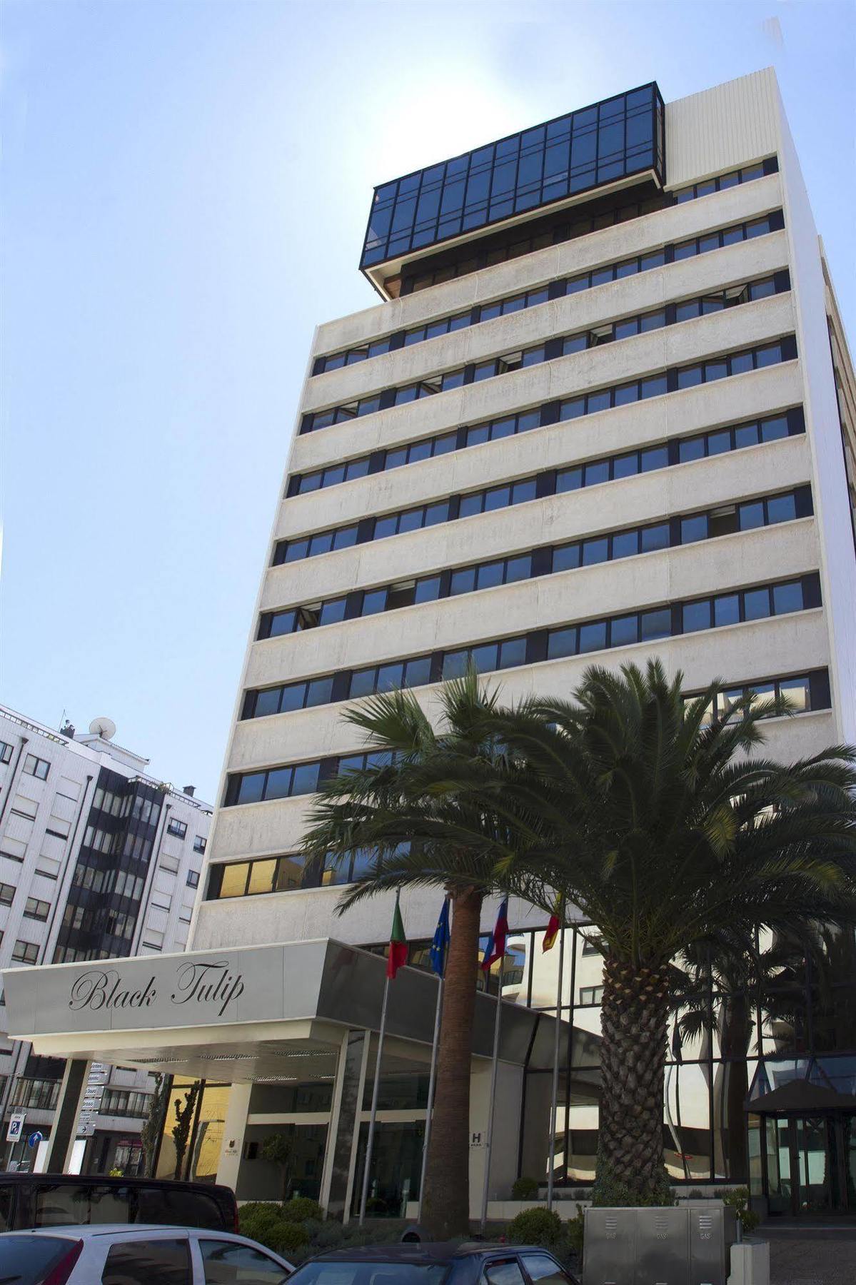 Black Tulip - Porto Gaia 4*